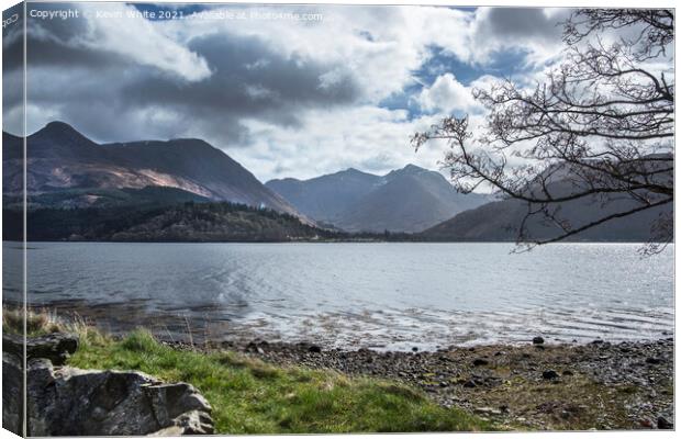 Loch Leven in the Scottish highlands Canvas Print by Kevin White