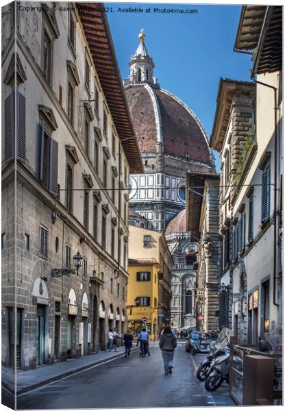 Side roads of Florence Canvas Print by Kevin White