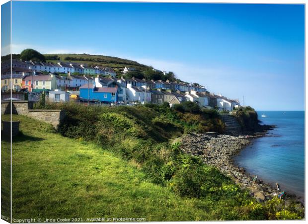 New Quay Wales Canvas Print by Linda Cooke