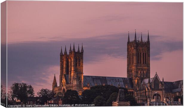 Dusk at Lincoln Cathedral Canvas Print by Gary Clarricoates