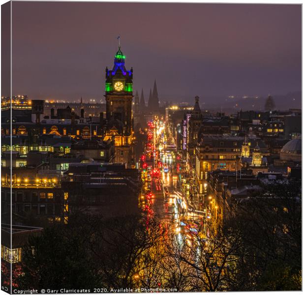 Rush Hour on Princes Street Canvas Print by Gary Clarricoates