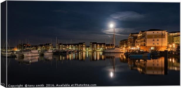 Sovereign Harbour blue hour  Canvas Print by tony smith