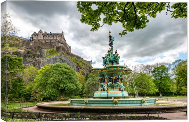 Ross Fountain in West Princes Street Public Gardens with Edinburgh Castle in the background, Edinburgh, Scotland Canvas Print by Dave Collins