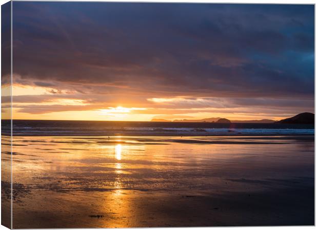 Newgale Beach Sunset. Canvas Print by Colin Allen