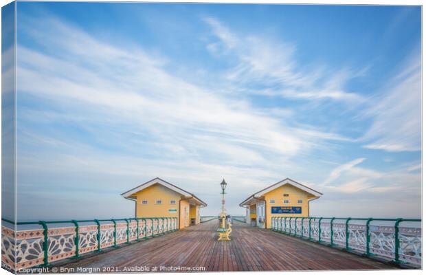 Penarth pier Canvas Print by Bryn Morgan