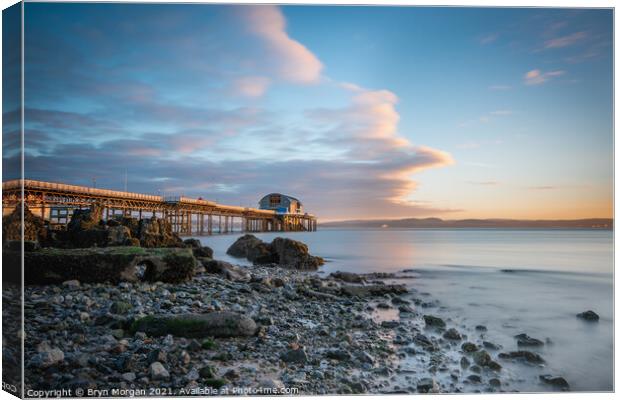 Mumbles pier Canvas Print by Bryn Morgan