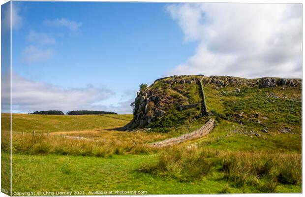 Hadrians Wall in Northumberland, UK Canvas Print by Chris Dorney