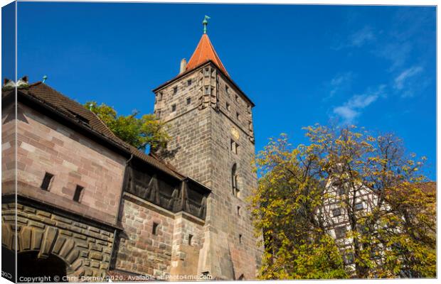 Tiergartnertor in Nuremberg Canvas Print by Chris Dorney