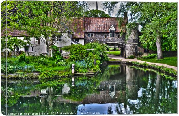 Pull's Ferry Norwich Canvas Print by Sharon Breeze