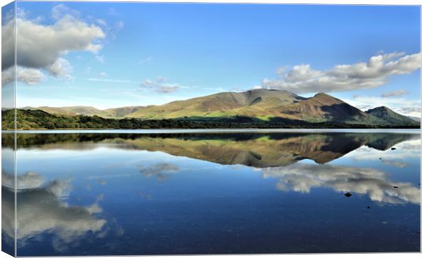  Bassenthwaite Lake Canvas Print by Linda Lyon