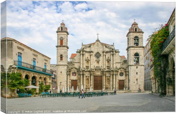 Plaza de la Catedral, Havana, Cuba Canvas Print by Milton Cogheil