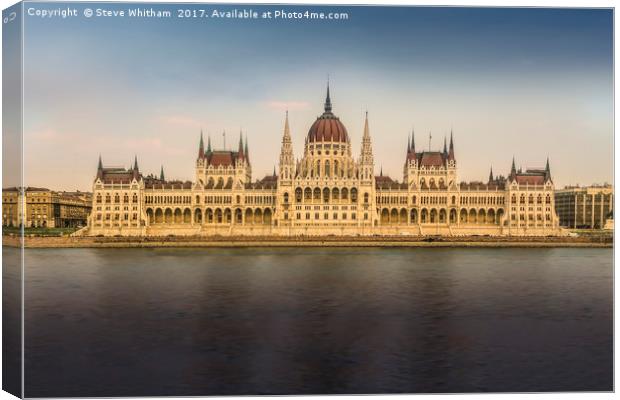 Budapest, Parliament Building. Canvas Print by Steve Whitham