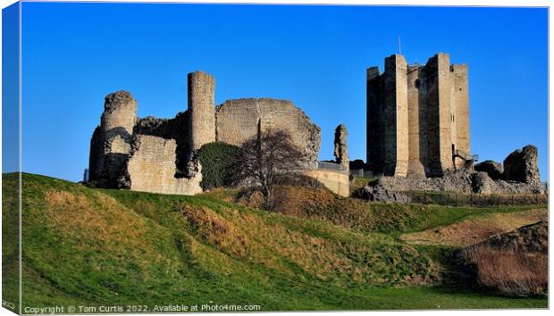 Conisbrough Castle South Yorkshire Canvas Print by Tom Curtis