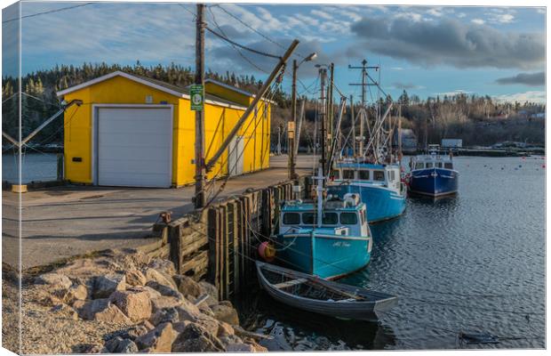 End of day in Northwest Cove, Nova Scotia Canvas Print by Roxane Bay