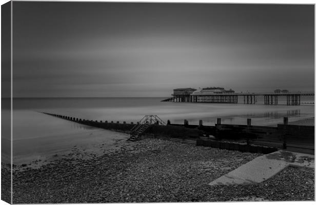 Cromer pier black and white Canvas Print by Mark Hawkes