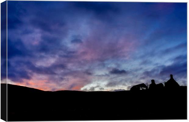 Lluest Aberceithon as the sun sets, Elan Valley Canvas Print by Sorcha Lewis