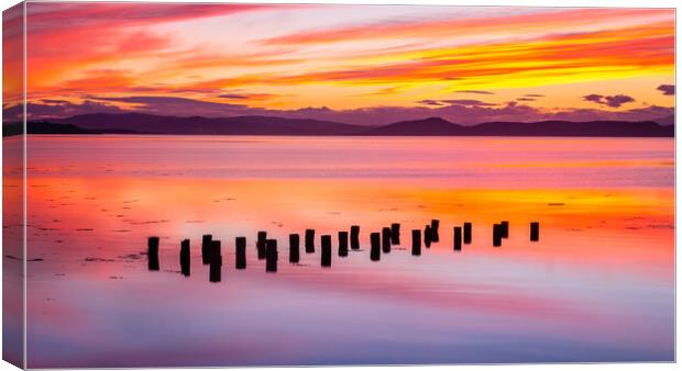 Moray Firth Sunset at Ardersier Canvas Print by John Frid