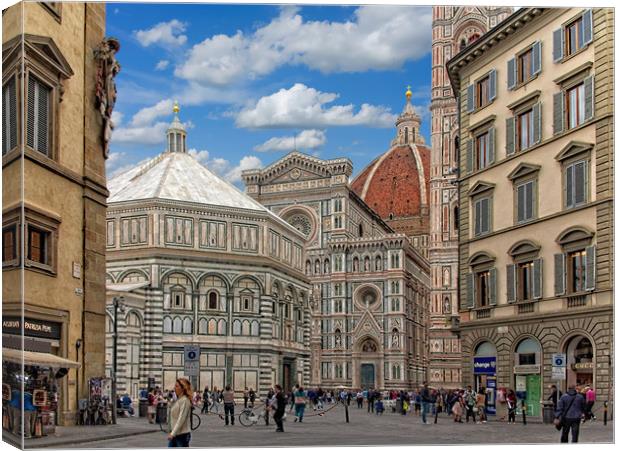 Tourists at Il Duomo Canvas Print by Darryl Brooks