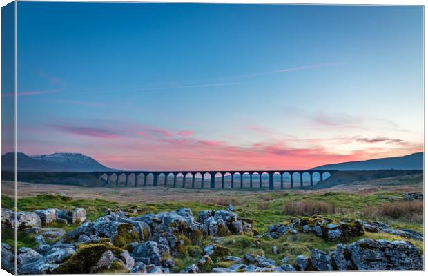 Ribblehead Sunset Canvas Print by Nigel Smith