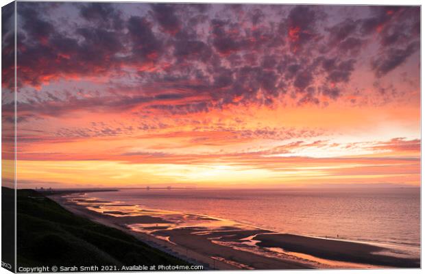 Dramatic Sunset Sky at Saltburn-by-the-Sea Canvas Print by Sarah Smith