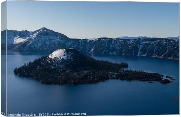 Wizard Island Crater Lake  Canvas Print by Sarah Smith