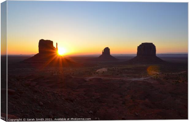 Monument Valley Sunrise Canvas Print by Sarah Smith
