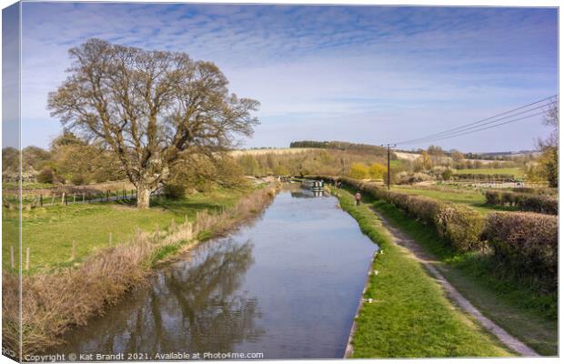 Kennet and Avon Canal Canvas Print by KB Photo
