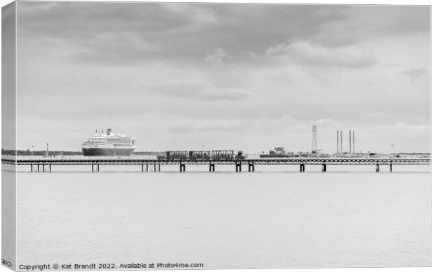 Hythe Pier, Port of Southampton  Canvas Print by KB Photo