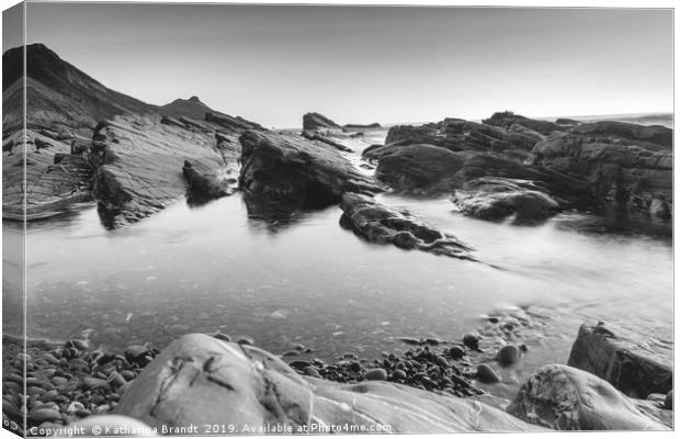 Widemouth Bay in North Cornwall, England Canvas Print by KB Photo