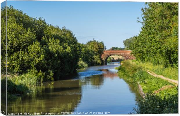 Kennet and Avon Canal  Canvas Print by KB Photo