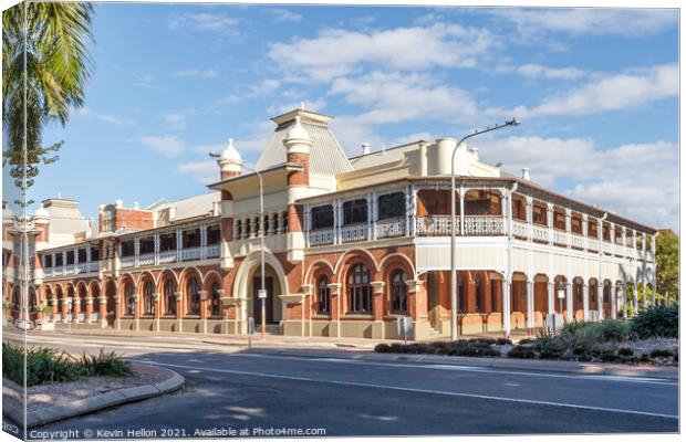 Townsville customs house. Canvas Print by Kevin Hellon