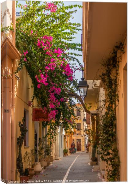 Narrow sreet in old Rethymnon Canvas Print by Kevin Hellon