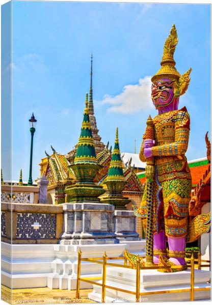 Guardian stue at the Grand Palace, Bangkok Canvas Print by Kevin Hellon