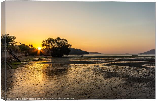 Low tide sunrise Canvas Print by Kevin Hellon