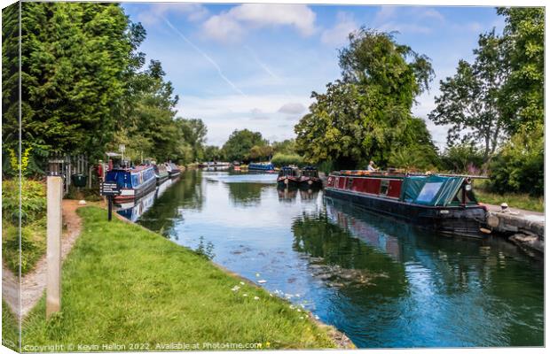 Dudswell Lock 48, Grand Union Canal, Canvas Print by Kevin Hellon