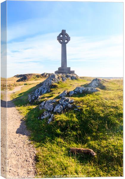 Celtic cross on Llanddwyn Island,  Canvas Print by Kevin Hellon