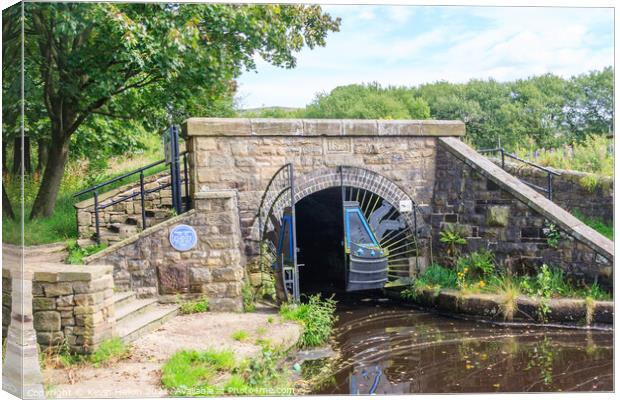 Diggle entrance to the Stanedge canal Canvas Print by Kevin Hellon