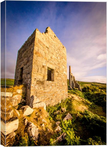 Carn Galver Engine House Canvas Print by Mike Lanning
