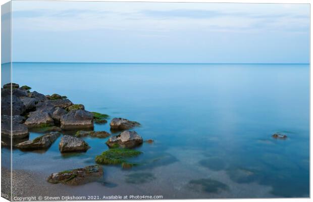 The horizon of the blue sea Canvas Print by Steven Dijkshoorn