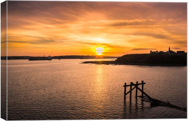 Sunset over Tyneside Canvas Print by Darren Lowe
