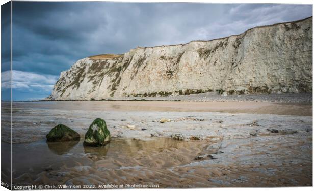 low tide on the beach of cap blanc nez in france w Canvas Print by Chris Willemsen
