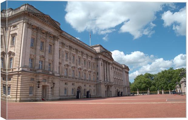 Buckingham Palace Canvas Print by Chris Day