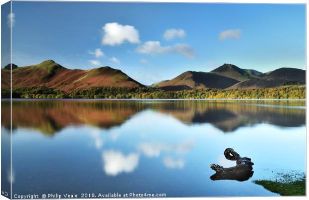 Derwent Water with Catbells Reflection. Canvas Print by Philip Veale