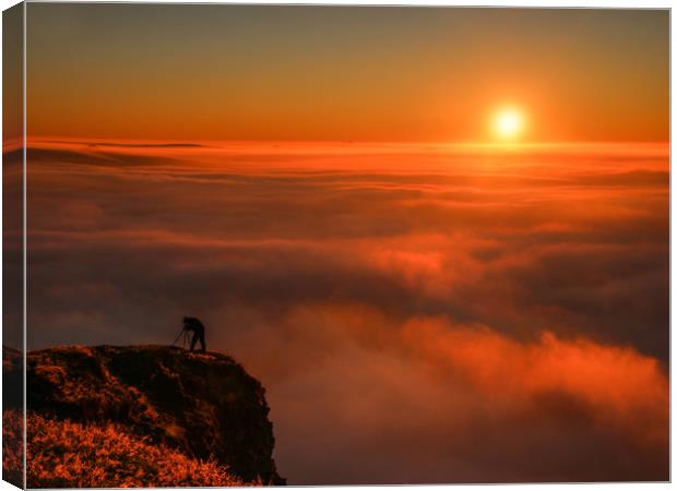 Inversion over Hope Valley from Mam Tor at sunrise Canvas Print by Chantal Cooper