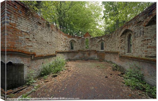 Church Ruins 3 Canvas Print by Graeme Hutson