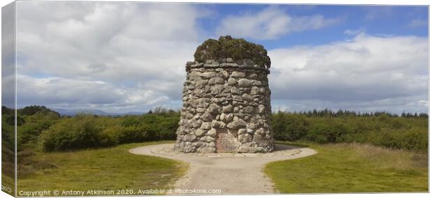Memorial to the Battle of Culloden Canvas Print by Antony Atkinson