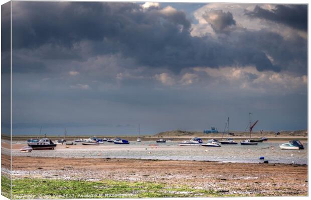 Blakeney Point Norfolk  Canvas Print by Jim Key