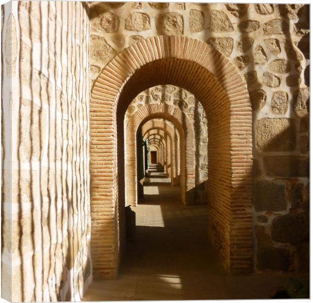 Toledo Arches, Spain Canvas Print by Helen Davies