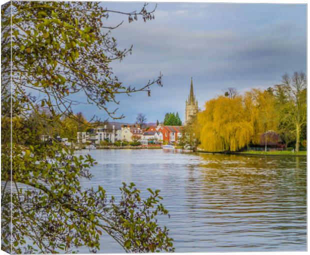Walking the Thames Path at Marlow Canvas Print by Dave Williams