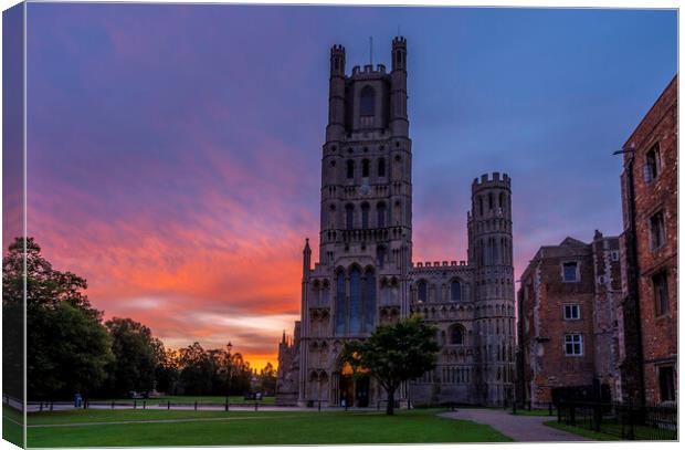 Sunrise behind Ely Cathedral, 28th September 2021 Canvas Print by Andrew Sharpe